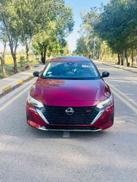 نيسان سنترا • ٢٠٢٤ • احمر