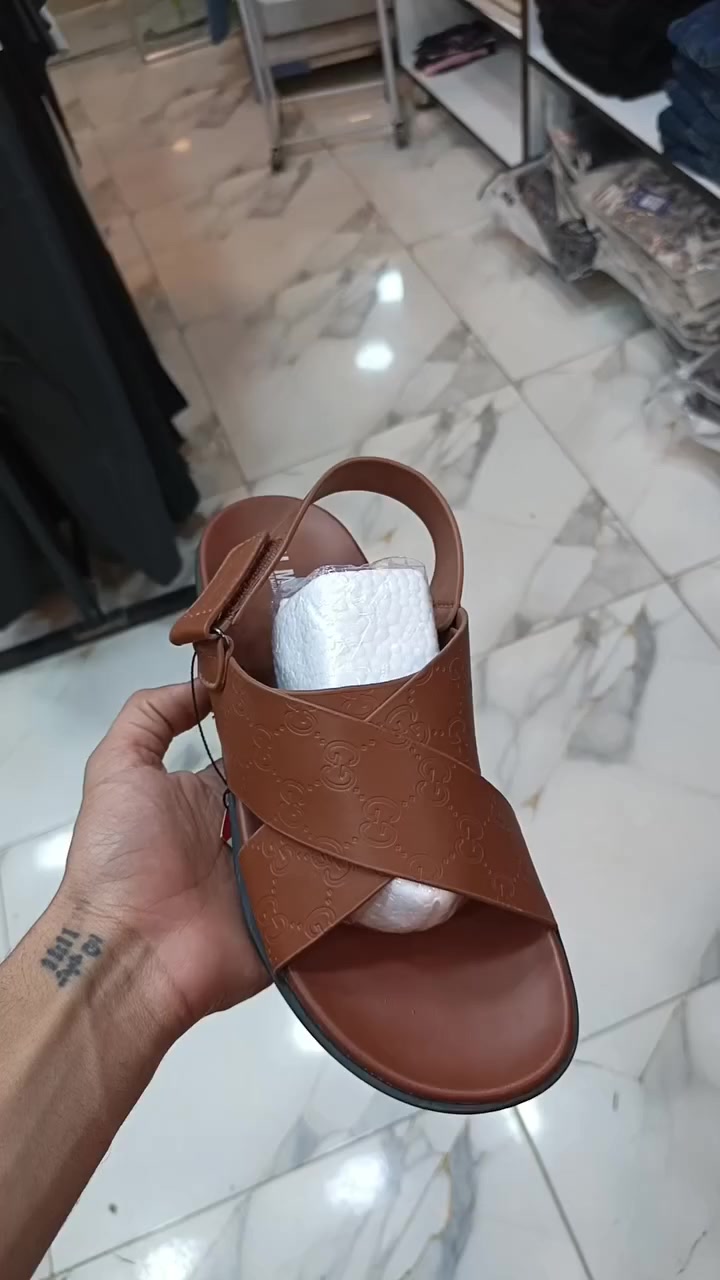 متوفر الصندل الصيفي الطبي بجميع الوانه وقياساته✅
#ازياء_صلاح_كبجيـنو
شارع المصرف مقابل مأكولات سيد علي


**إذا كنت صاحب هذا الإعلان وتريد حذفه لأي سبب، رجاءا أرسل رسالة إلى الدعم الفني**