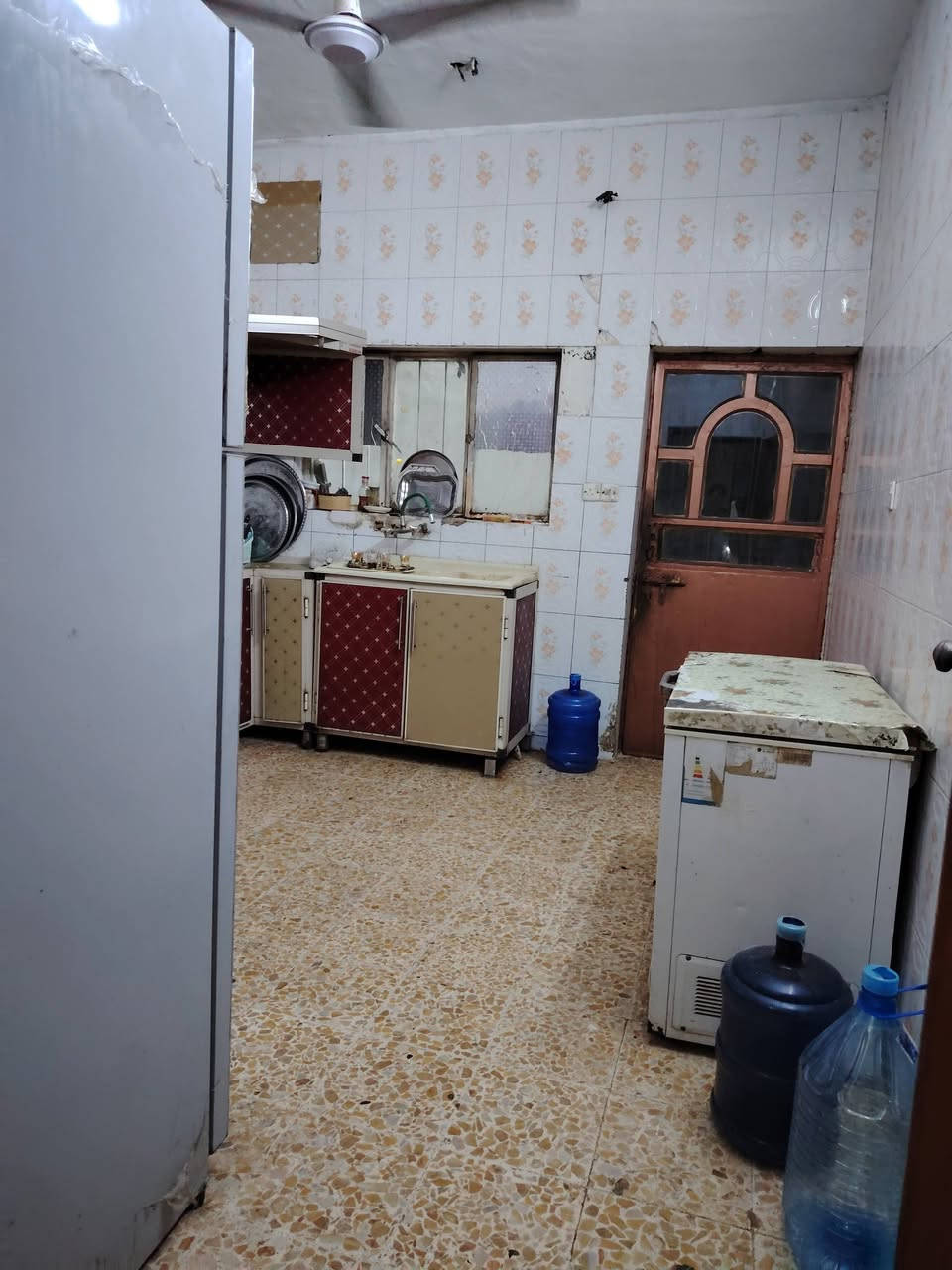 السلام عليكم
دار مساحه 150م حديث الفينات
واجهه 7ونص نزال 20م مدخلين
كراج
صاله
مطبخ
حولي
حمامات 3
غرف نوم 5

السعر 310مليون والتفاوض مع صاحب العقار
غزاليه شارع المشجر مربع ضباط الاسرى

للإستفسار *********** *********** مكتب الطائي غزاليه شارع المشجر
