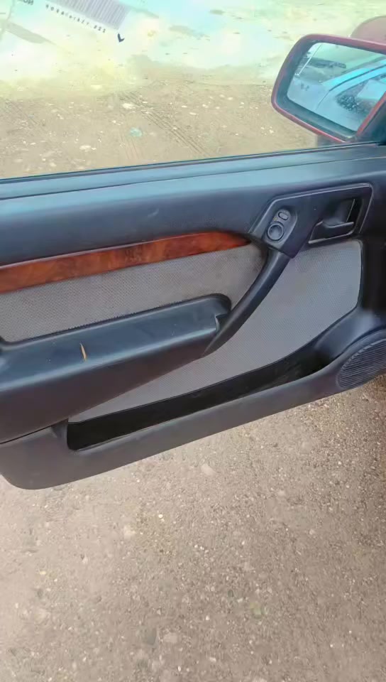 اوبل فيكترا 1993 محرك 20 كير عادى فقط جاملغ امامي طرف سكن رقم كركوك الجديد  مشروع وطنى سنوية لحد 2029 مع دفتر بانزين 
سعر 42 و بيها مجال للطيبين 
***********
***********
