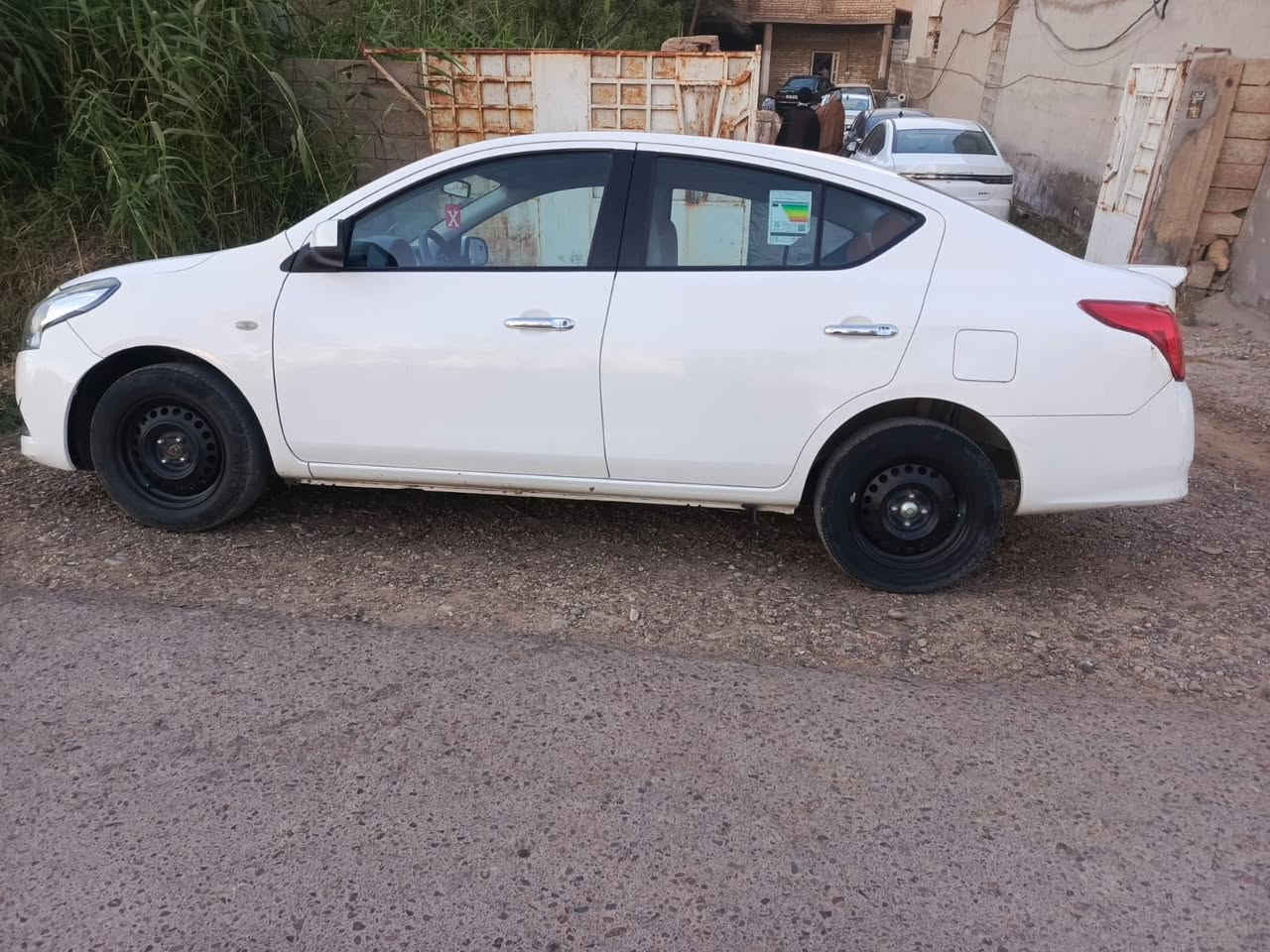 سلا عليكم
نيسان سني 2023 سونار مرفق بالمنشور 
سياره جديده سنويه بسمي سعره 108 بيه مجال 
مكاني بغداد ام الكبر ***********
