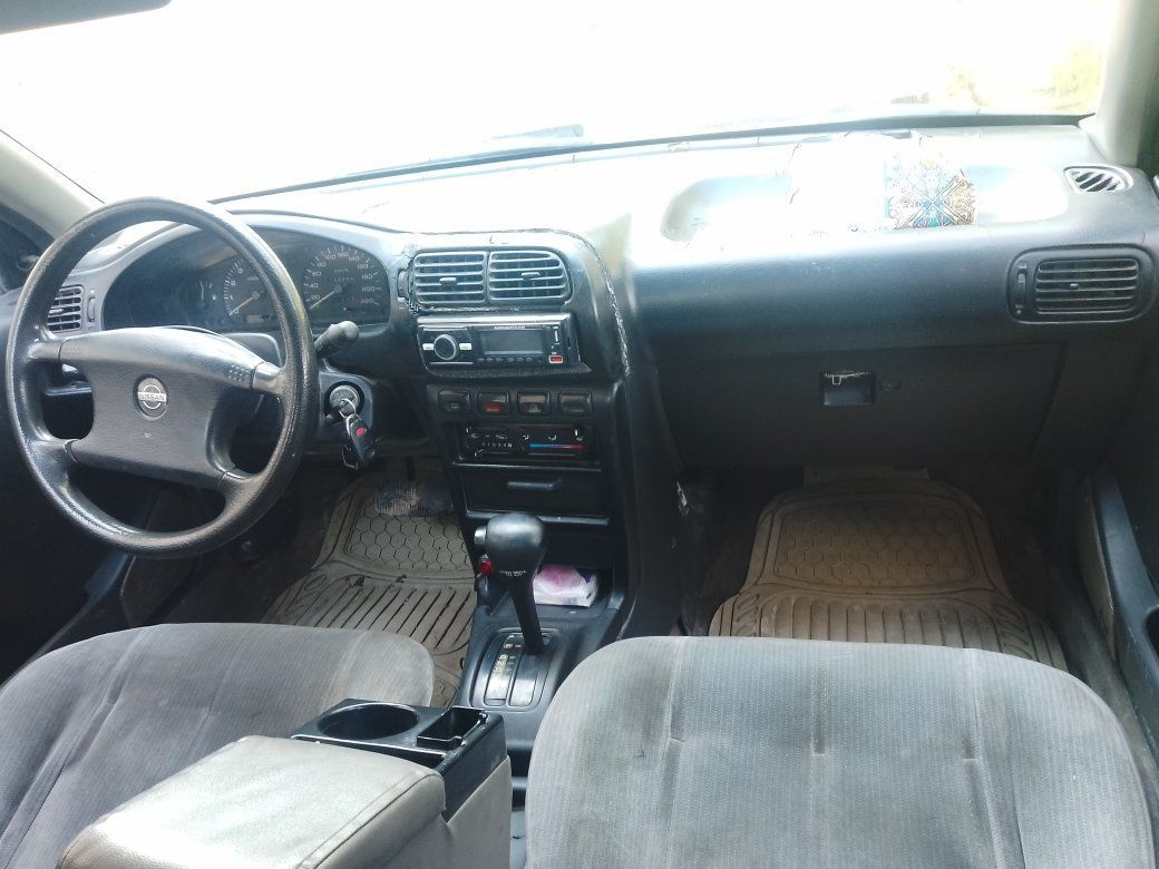 نيسان صني موديل1992
كير توماتيك شرط محرك شرط جامات كهرب قفل مركزي
صبغ دواير فقط 
رقم انكليزي هزه جديد شرط التحويل 
مكان السياره الموصل 
***********
السعر 40 وبيها مجال
