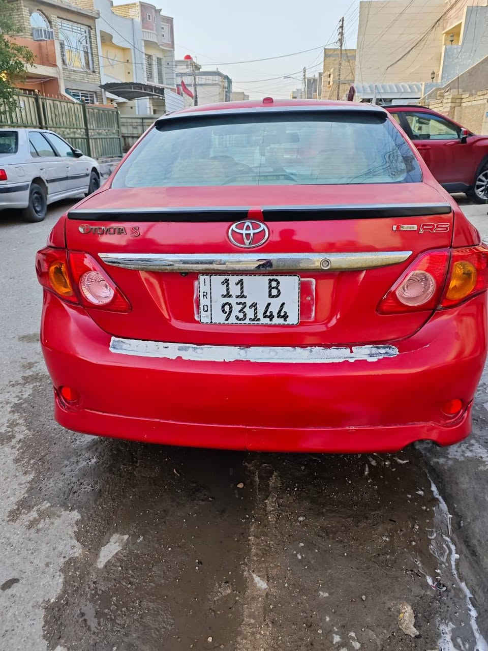 سلام عليكم كورلا 2009 امحدثه 2013
تفاصيل السيارة صدر امامي خلفي جديد المكينه والكير خير من الله التبريد والتدفئه شغالات تايرات جديد السيارة حره ومامطلوبه وبسمي تحويل ثاني يوم 
حادثها فقط الصندوك ومعمر نفسه بدون تبديل السيارة مصبوغه عام بسبب الاشخوط  السعر 85 وبيها مجال للشراي السكن بغداد حي الجهاد للتواصل عله الرقم  ***********
