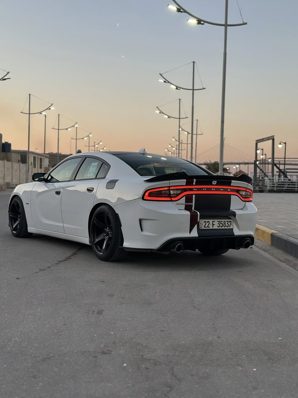 لسلام عليكم…
جارجر ٢٠١٨ rt وارد امريكي 
بيها ٣ قطع جاملغ امبدل وبابين صبغ بدون تبديل بدون دواخل بدون ايرباك ..مكينة ٨ سلندر (٥٧٠٠) 
رقم اربيل سنوية لل٢٠٣٠ بأسمي 
معروفة مواصفات الارتي 
كير ومكينة وتبريد كفالة
تخم تاير جديد 
للبيع او مراوس 
السعر ١٨٥$ وبيها مجال 
*********** للاستفسار والشراي يتصل
