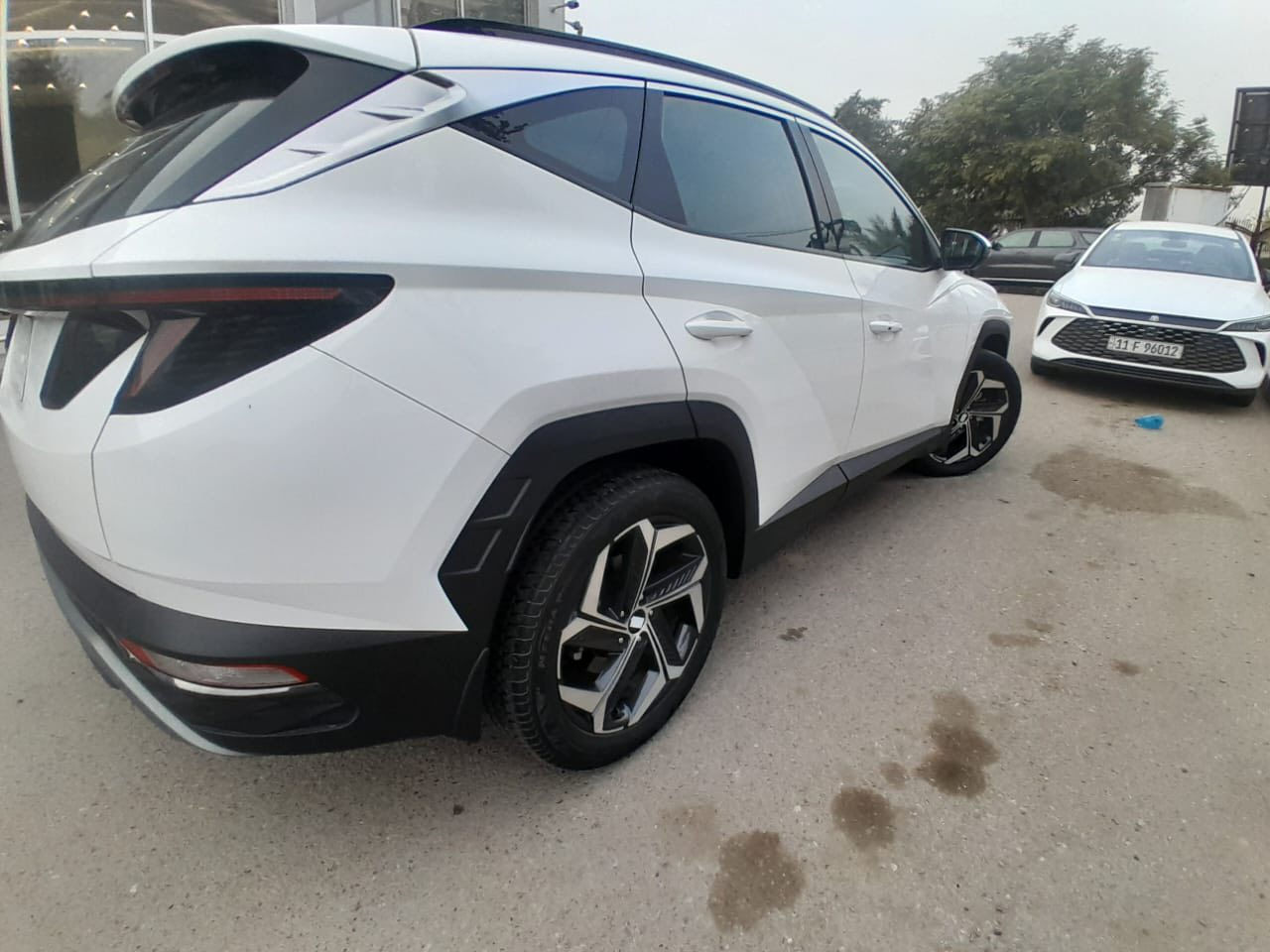 سلام عليكم
توسان 2024

الفول

بصمه

ويل 19

بنوراما

بصمه 

جنطه كهرباء

كشنات كهرباء

داخل جلد ابيضّ 

عداد دجتال

وضعيات قياده

هاند بريك كهربائي

شاحن وايرلس

ماشيه27 الف حقيقي

تبريد قطعتين 

ابل كار بلي

كأمره خلفيه

حساسات امامي خلفي ورادارات

تحكم ستيرن جهتين

مثبت سرعه

مثبت مسار

***********
