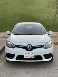 Renault Fluence 2016  سعری ٦٩ گەڵاو معامەلە  دووپارچەی بۆیاخە  سەیارەک...