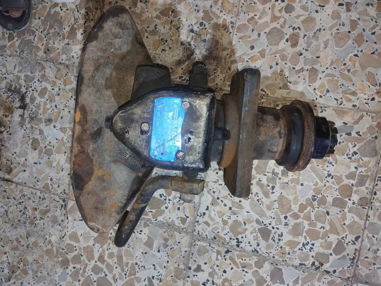 ساحبه المانيه للبيع جديده المكان النجف السعر 225الف للاتصال على الرقم التالي *********** او ***********
