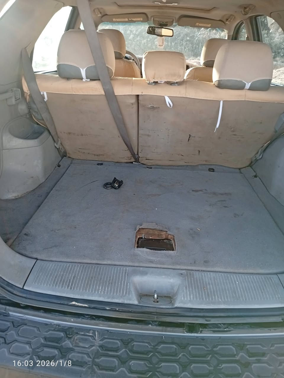 سلام عليكم ورحمة الله وبركاتة من رخصة الادمن الغالي سياره للبيع سورنتو موديل 8  امريكي مصبوغه حزام   محرك 3800 بغداد تخم تاير جديد حتى السبير جديد باتري جديد قاعدة البانزين جديد نوزلات بلكات مجاول كله جديد السنويه صاقطه صار يومين رقم لماني  تبريد تتفئه ترايك  وين متريد مكان السياره بابل جبله  السعر  خاص او اتصل ***********/ ***********
