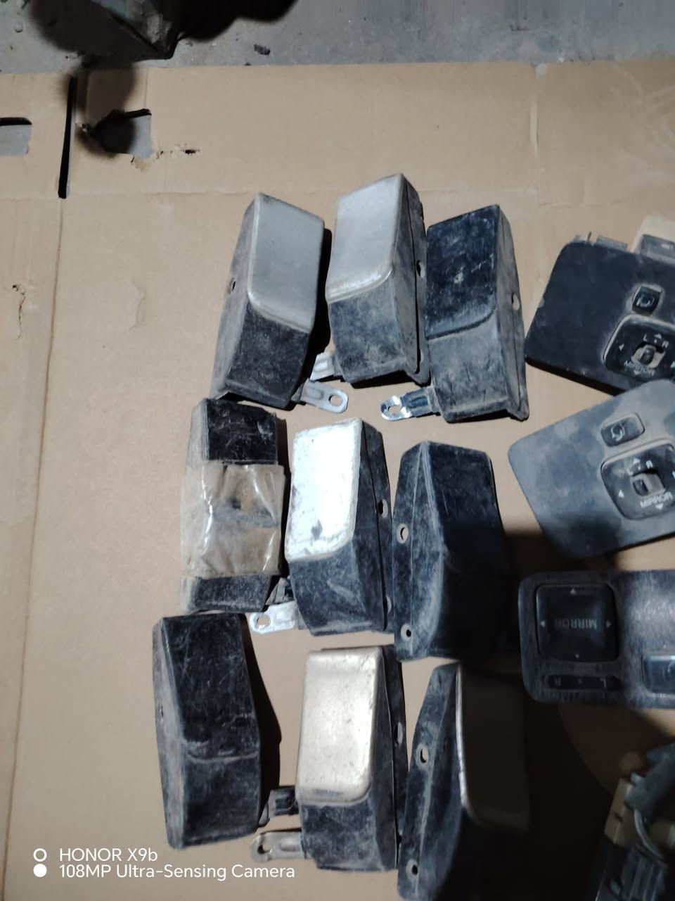 سلام عليكم متوفر غراض ياباني تفصيخ مكان ناصريه توصيل موجود ***********عندك وتساب خاص موجود
