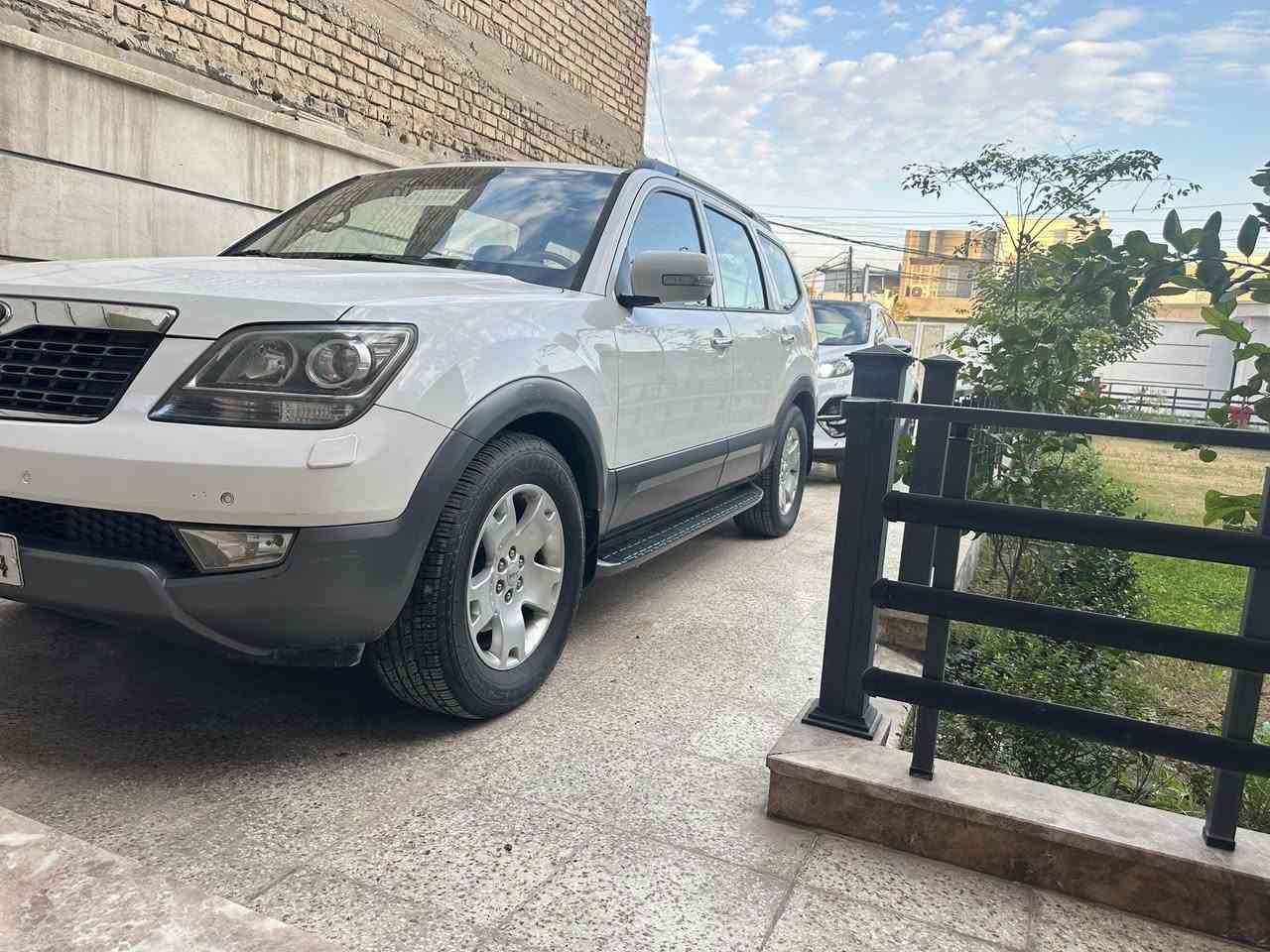 السلام عليكم
كيا موهافي فول ١/١ للبيع

موديل :2016

العداد : 140

رقم بغداد 
السعر: 205
***********
