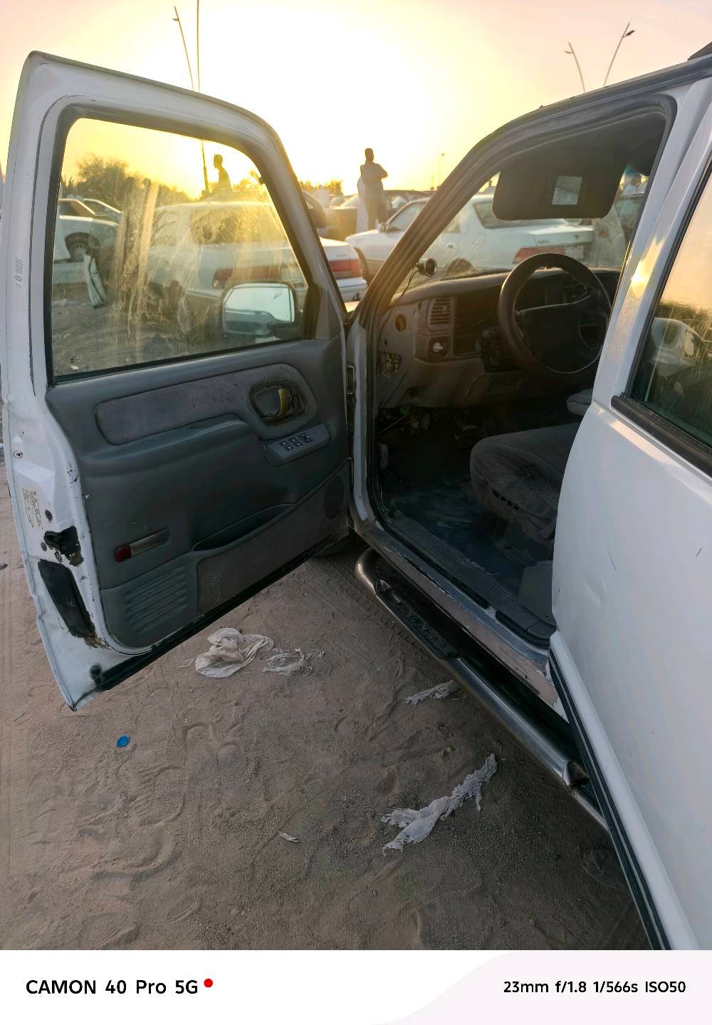 سلام عليكم بهبهان بطه للبيع رقم دياله ما اندل صاحبها الشرعي مكينه بلاد كير بلاد سياره حلوه ومرتبه العنوان بصره الزبير رقمي *********** السعر 18 ورقه