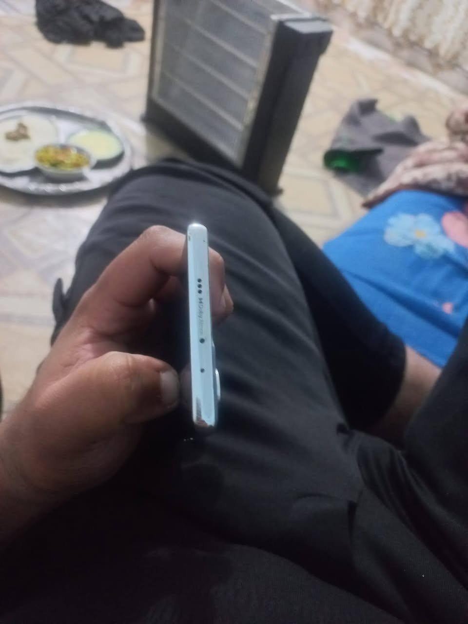 موبايل تكنو كامون 40 برو 5G ذاكرة 256 كارتونة موجود الرقم *********** غير متواجد علئ الفيس والماسنجر السعر 275 وبي مجال بسيط لشراي
