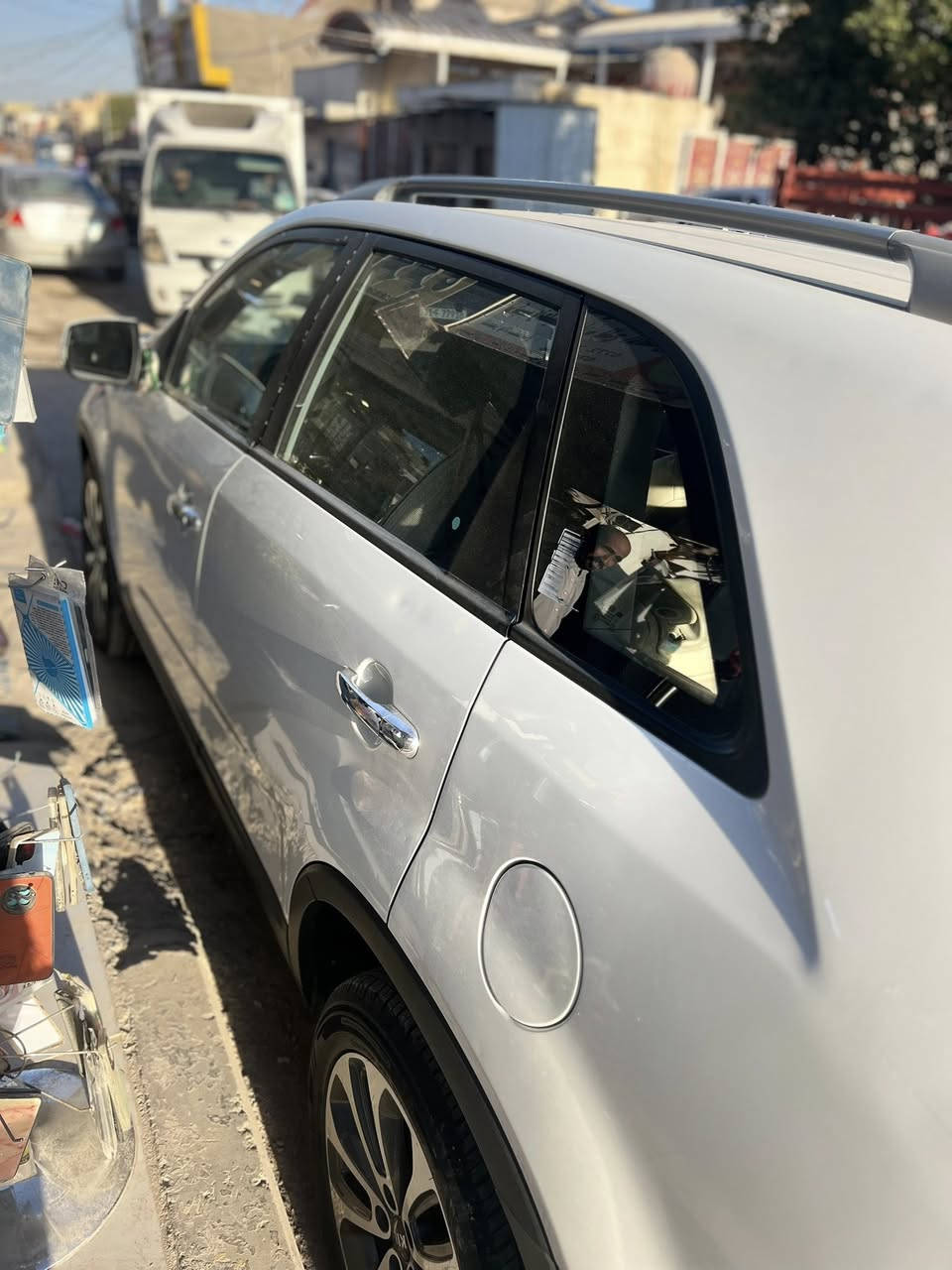 السلام عليكم  مكينه 6  كل المواصفات موجوده  بدون فتحه فقط بارد بسيط جداا بسمي للبيع او للمراوس  ابسورنتو  20 العنوان حله *********** /***********
