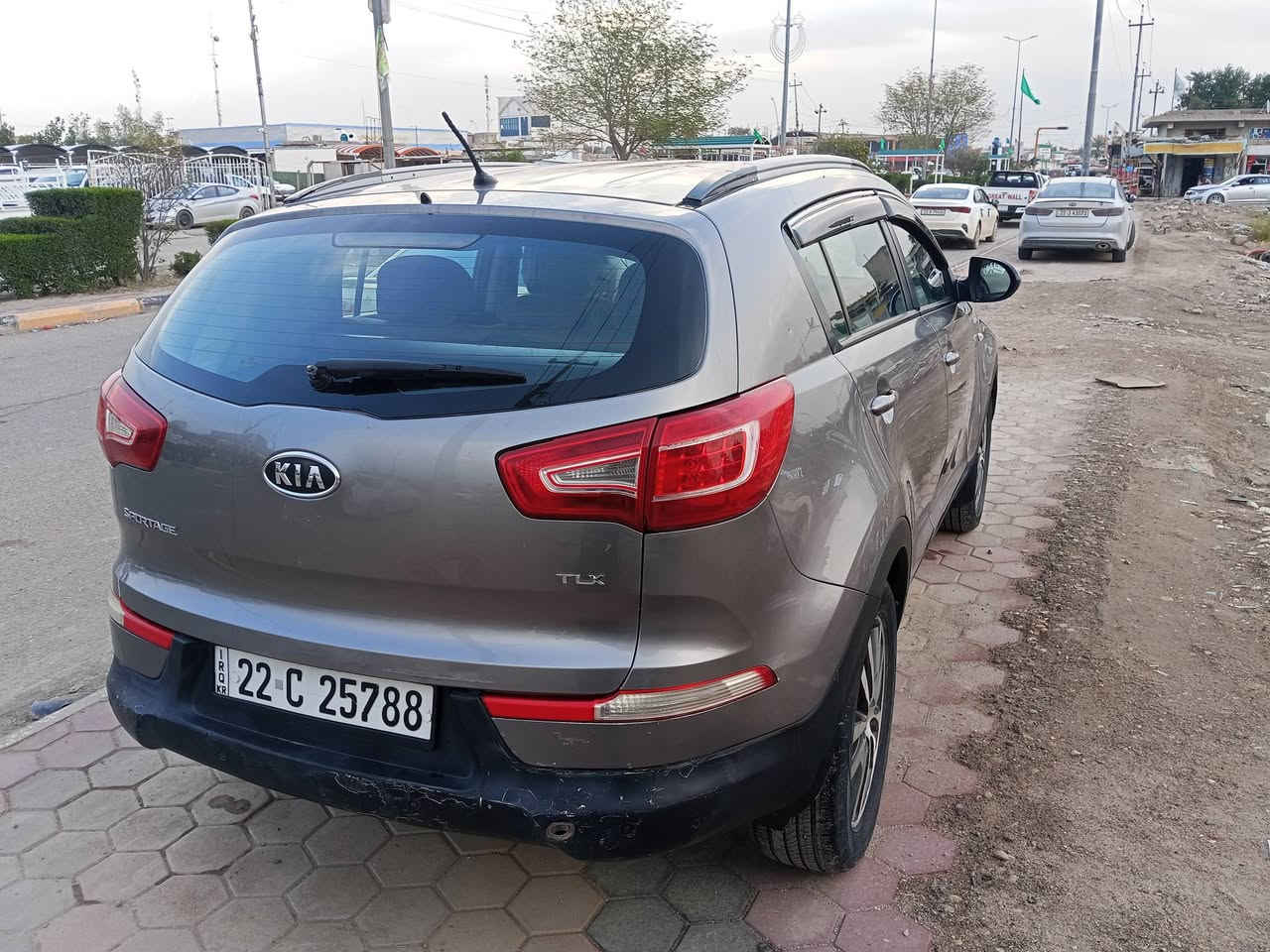 سبورتج خليجي موديل 2012 رقم أربيل تكليزي محرك 2400 محرك وكير مكفولات كهربائيات كله شغاله تبريد ثلج حساس خلفي شاشه كبيره كامره دواره فووول تحكم ستيرن أواكس بلاتوث شاحن تليفون سيدي بلاجكتور سياره جاهزه على 24 حبايه  تخم تاير جديد صدر جديد هس توني مسويله أدامه كامله فيت بم نوزلات بلكات دبلات صدر أمامي وخلفي تخم تاير  سياره مال جناي سونار مرفق ب المنشور العنوان واسط قضاء النعمانيه السعر  118 وبيه مجال حق الجيه تفاصيل أكثر أتصل ***********. واتساب ***********  أخوان الله يرحم والديه ألي يشوف السعر غالي أو مايناسبه يعبر المنشور أو يعلق بكلمه طيبه مثل أخلاقه الطيبه
