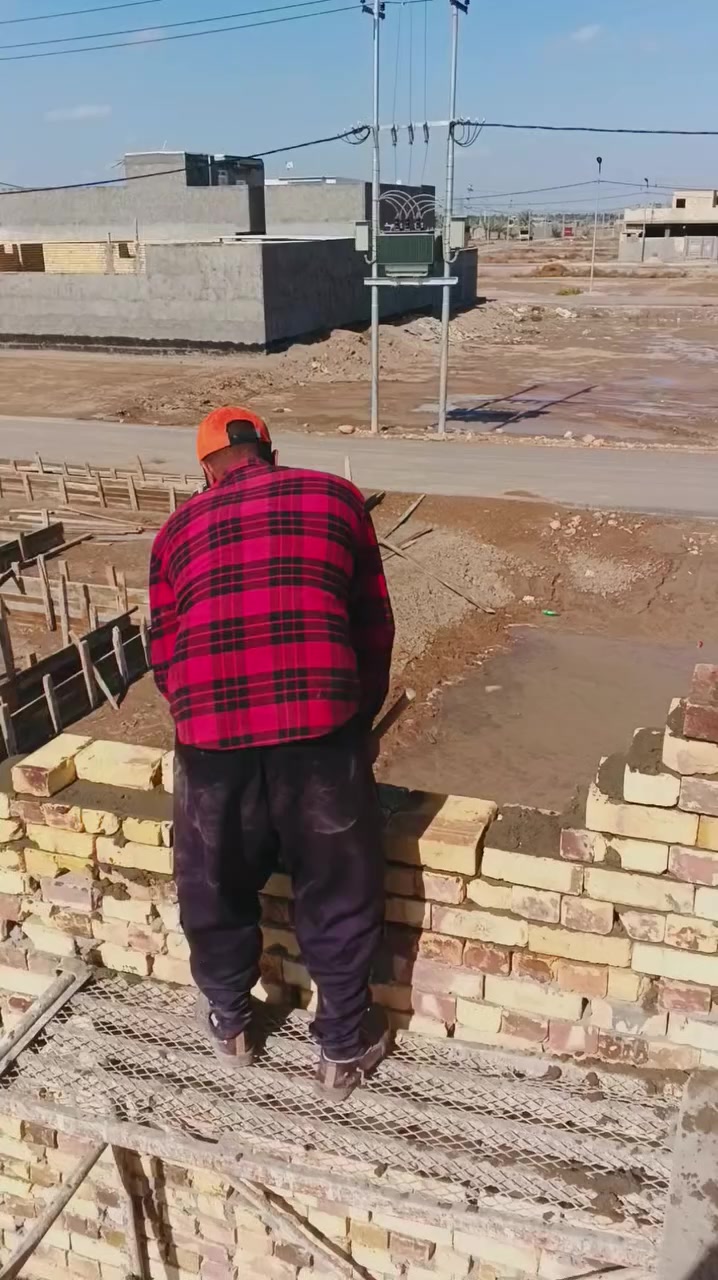 شغلنا لهذا اليوم ان شاء الله ينال اعجابكم شغل درجه اولى هندسه دقه سر على نظافه بضيافه الاخ والصديق ابو احمد الحلاوي تدلل عمي العزيز هندسه العمل البنه احمدالچمالي تحياتي لكم جميعا مكان العمل القاسم # @إشارة ***********
