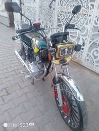 سيفان للبيع دراجه جديده رمبه برغي مامفتوح بيه على وضع شركه ستعمال مال ...