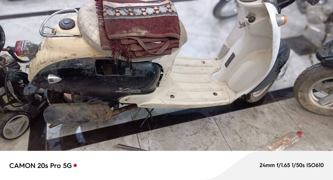 سلام عليكم عبد الحليم كوم حديد جانت تشتغل وطفت ابيع هل موجود كفرات كامله مكاني كربلاء حي نصر السعر ١٠٠ وبيها مجال وهاذه رقمي ***********
