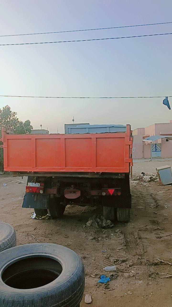 افيكو للبيع قلاب موديل 91 رقم قادسيه مشروع وطني مكينه دويز مارجلس كير البي برميل السعر 70 $ وبيه مجال مكان السياره ناصريه قضاء الفجر  ***********
