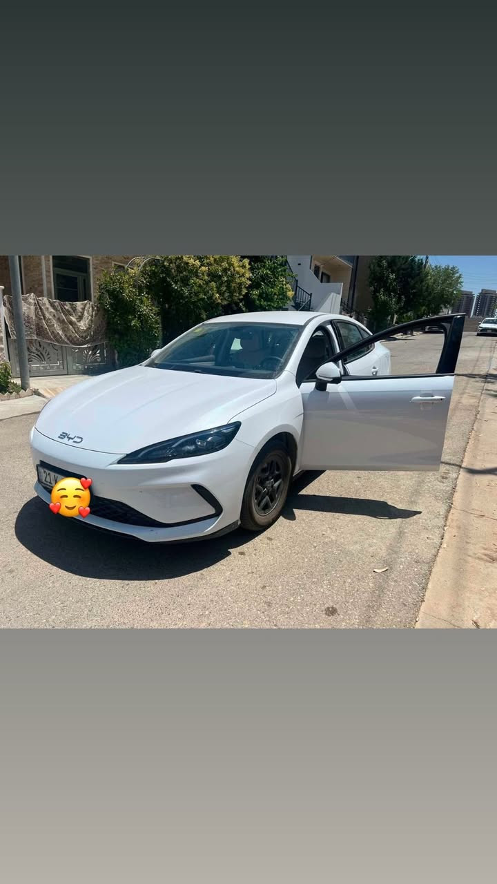 بی وای دی 2025 BYD seal
هیجی بیوە نیە رەقەم سلیمانی
وەکو سفر وایە
تەنها8هەزار رۆشتوە
ناو سپەیە
بە ناو خۆمانەوەیە
135گەلا قوفلی 
شوین سلیمانی
***********
