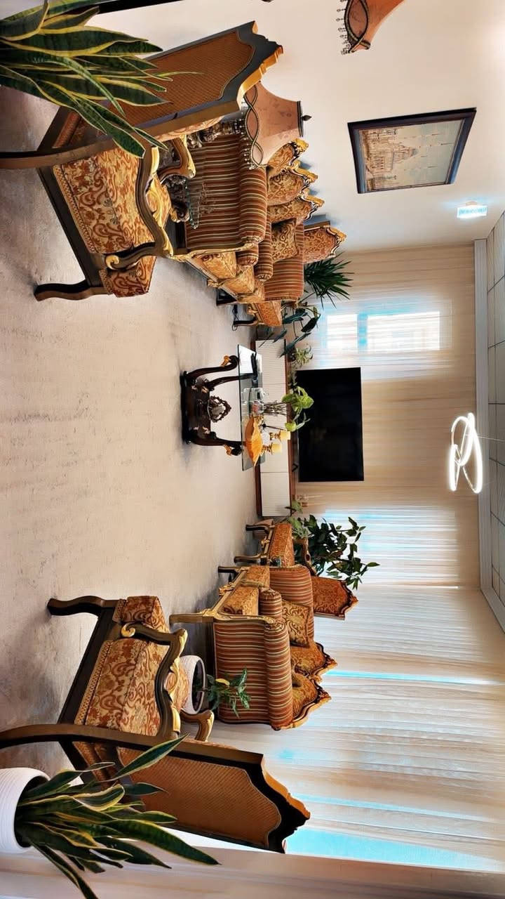 Hello everyone.
Hello everyone.

I'm selling this couch. It is for 9 person. It's in very good shape and almost new.1000$

سڵاو بەڕێزان

ئەم تاخم قەنەفەیە بۆ فرۆشتن،زۆر نوێیە و ٩ نەفەریە بە ١٠٠٠ $


**إذا كنت صاحب هذا الإعلان وتريد حذفه لأي سبب، رجاءا أرسل رسالة إلى الدعم الفني**