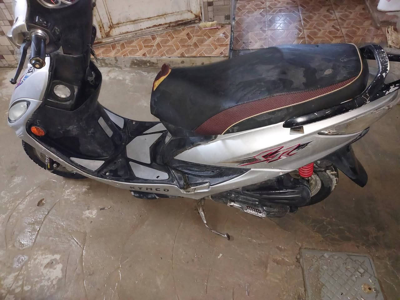 سلام عليكم دراجة كامكو جي فور دراجة شلعة ومعدل خير من الله الدراجة مامفتوحة دراجة كهربائيات كلة شغالة دراجة حلوه نضيفه دراجة كل نقص مابيها دراجة فول نضافة السعر 600 وبيه مجال مكاني نجف الرقم ***********
