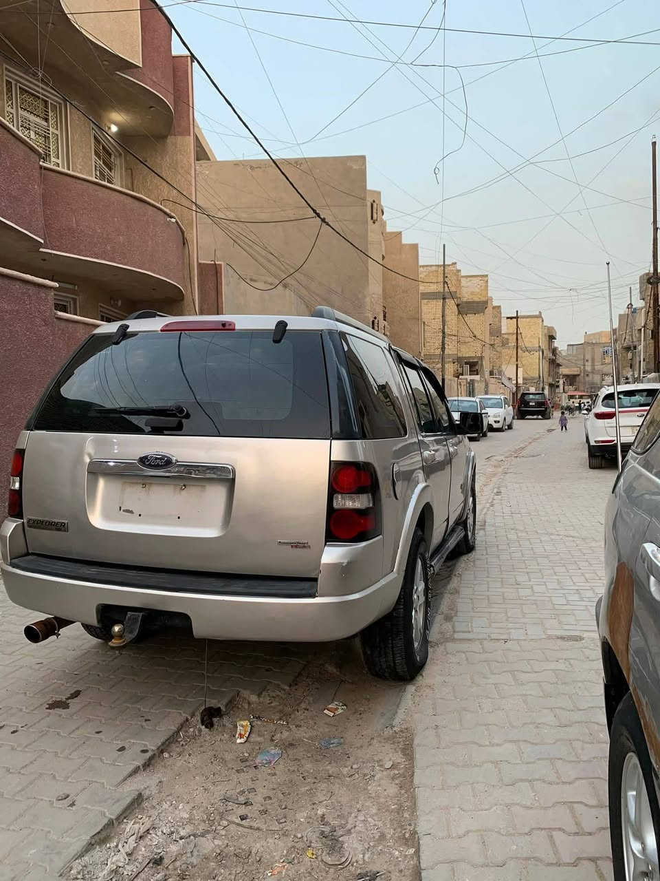 سلام عليكم  فورد اكس بلاور موديل 2008
مزاد وزارة داخليه  كتابه كامل  للبيع سعد 60وبيه مجال 
العنوان لانبار ***********
