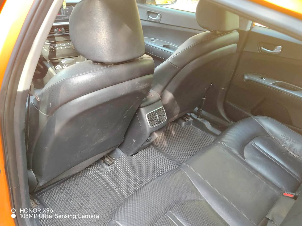 سلام عليكم K5 موديل 2020 وراد كوري اصل بنزين وبيه منظومة غاز كفاله عامه من كلشي مكينه كير حداديه تخم تيار  سنويه 27 سياره بسمي تحويل ثاني يوم السعر 190وبيها مجال رقم الهاتف *********** مكاني ديوانيه
