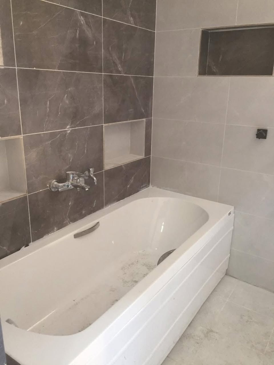 شي بسيط من اعمالي ان شاء الله تنال إعجابكم ❤️
نعمل تطبيك جدران ارضيات بايات الدرج ترميم الدور كادرنا بخدمتكم *********** بغداد
