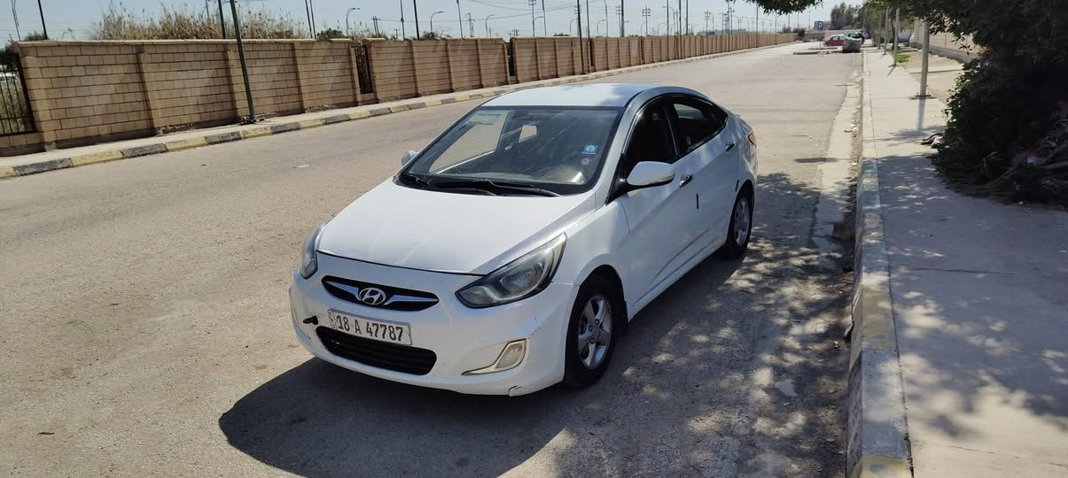 اكسن***********ت 2014 خليجي 1600 رقم بابل بأسمي كير مكينة تبريد ثلج السيارة حلوة بيها صبغات ابيع عام السعر 73 وبيها مجال قليل السيارة كلش حلوة ونضيفة اي استفسار اتصال
