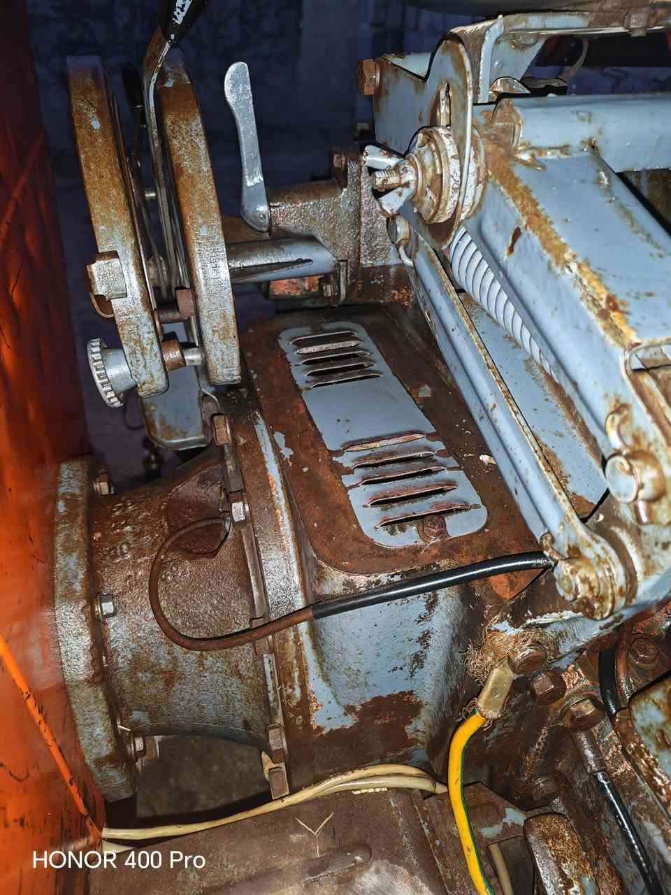 كاروبه عنتر ٩٠ مداور ثانيوم رقم نجف نكليزي بي محافضه عله وضع الشركه التايرات الخلفيه شرط مال الشركه مامبدلات وعربانه اسكندريه ***********
