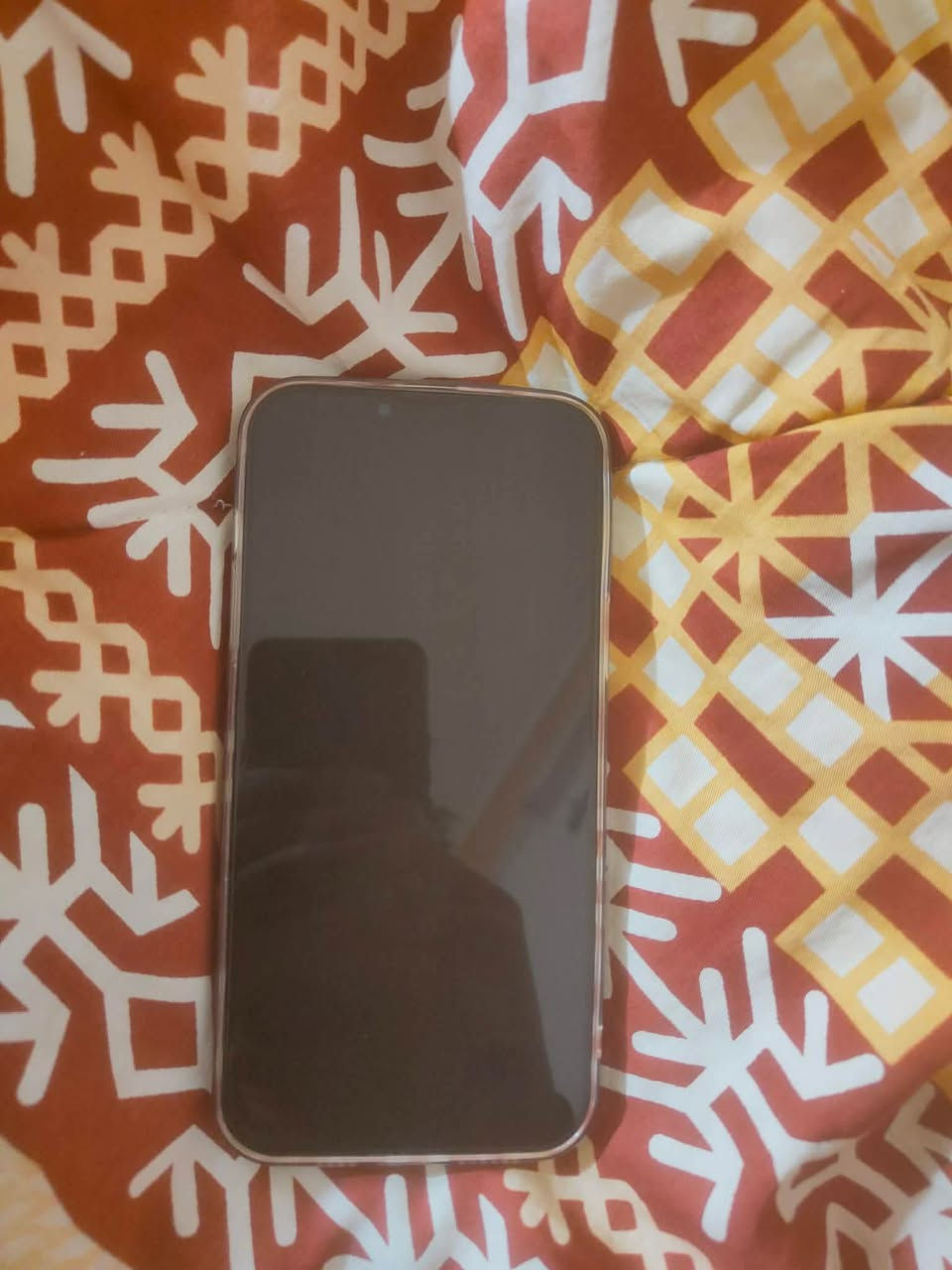 ايفون 13 برو ماكس جهاز ممفتوح مايعبر هوه ضد الماي بطاريه 96 ذاكره 128 الجهاز مثل مموضح كدام العين الجهاز شركه محدث اخر تحديث وجلخ واحد مابي السعر 650 وبي مجال بسيط لطيبين خاص موجود الرقم ***********
