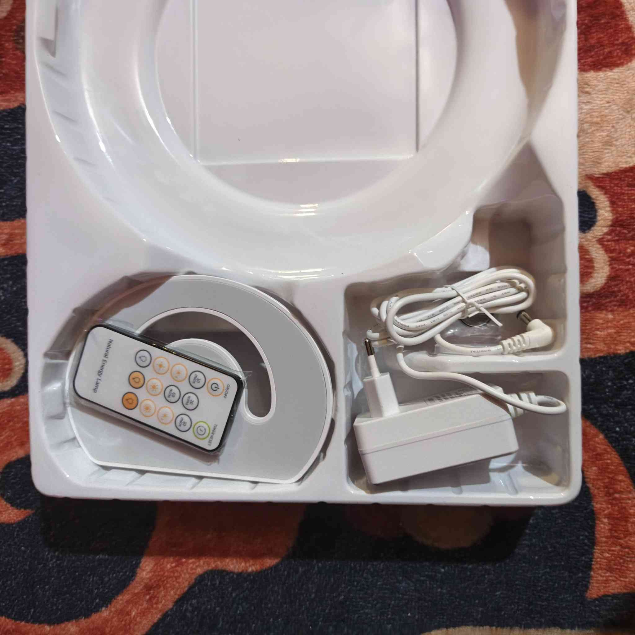 هذا المنتج هو مصباح العلاج بالضوء Tecboss Natural Energy Lamp (طراز GLD-1005) المصمم لتحسين الحالة المزاجية وتنظيم الساعة البيولوجية.
هذا المنتج هو مصباح العلاج بالضوء Tecboss Natural Energy Lamp (طراز GLD-1005) المصمم لتحسين الحالة المزاجية وتنظيم الساعة البيولوجية.


**إذا كنت صاحب هذا الإعلان وتريد حذفه لأي سبب، رجاءا أرسل رسالة إلى الدعم الفني**