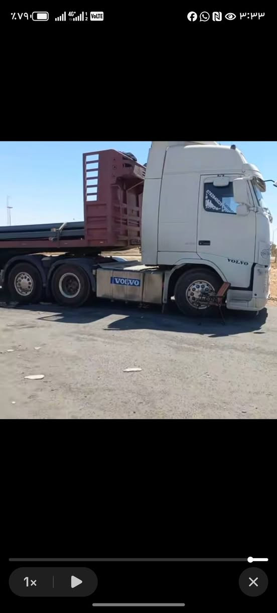 سلام عليكم فالفو سنكل خلفي موديل 2006 كير اتماتيك محرك 480 وحش مربوطه عربه افلات سياره جاهزه تخم تاير تبريد  تدفئه ***********
