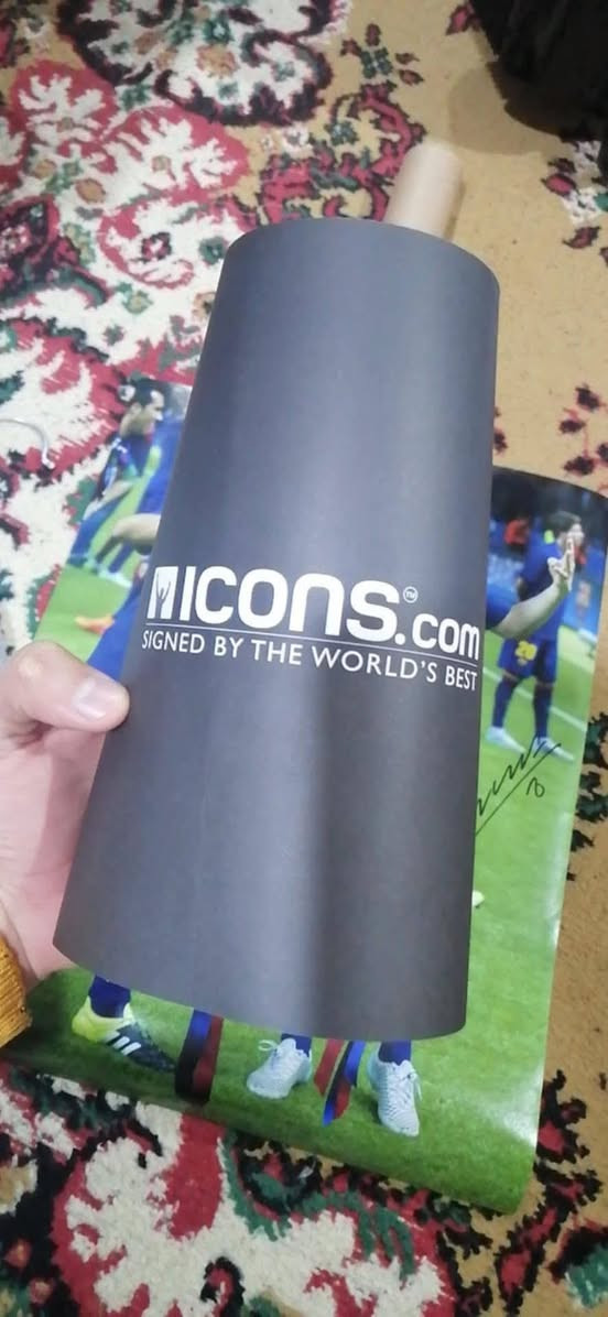 السلام عليكم
صورة موقعة من اندريس انيستا
بتوقيع اللاعب من الموقع الرسمي
فزت بيهة من موقع
Copafantasy
الصورة مستلميهة من موقع
Icons. Com الرسمي مختص بمقتنيات رياضية عالميه


**إذا كنت صاحب هذا الإعلان وتريد حذفه لأي سبب، رجاءا أرسل رسالة إلى الدعم الفني**