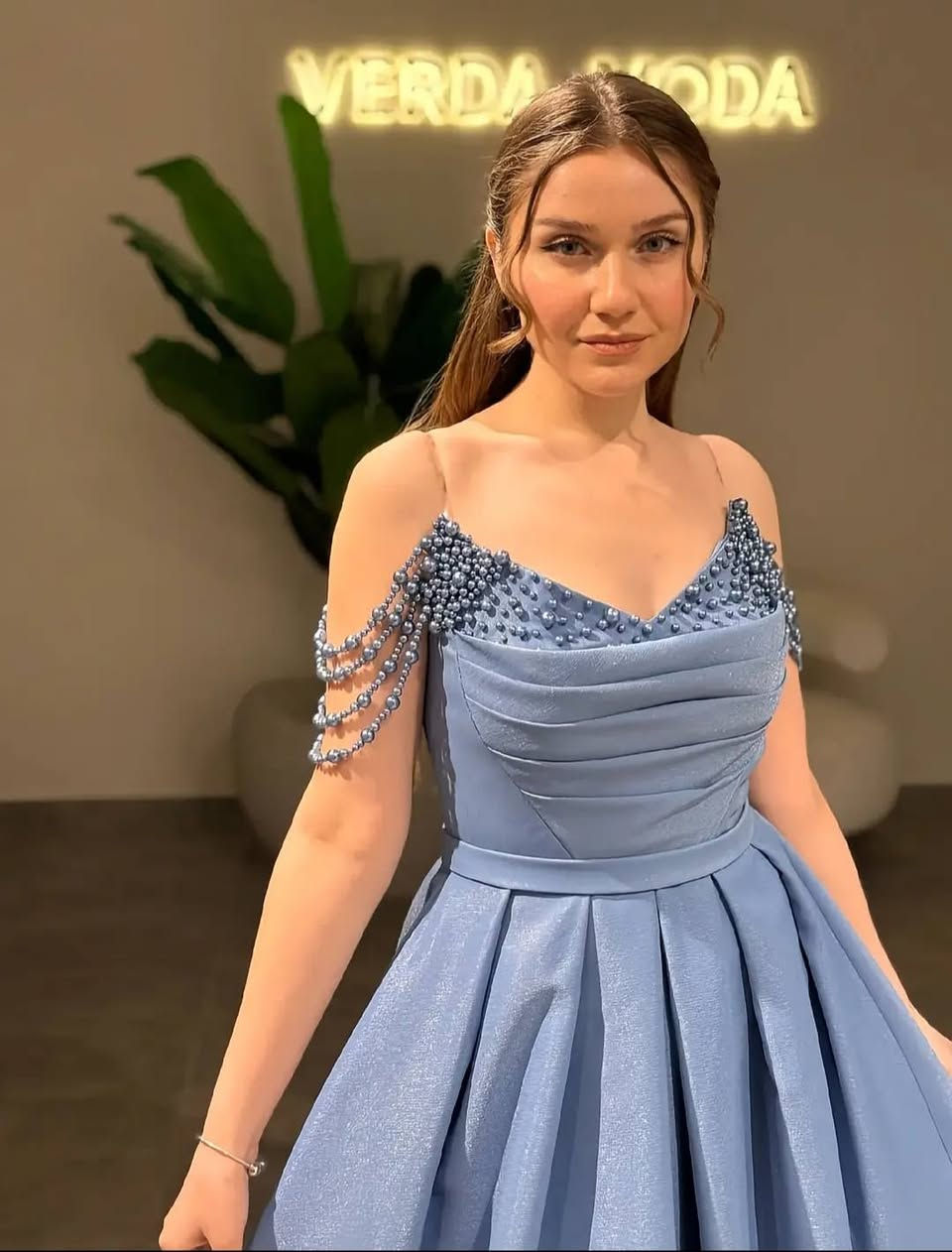 فستان ترند يجنن فخامه قياس 38الى40 سعره 35 اكو توصيل جميع محافضات 3


**إذا كنت صاحب هذا الإعلان وتريد حذفه لأي سبب، رجاءا أرسل رسالة إلى الدعم الفني**