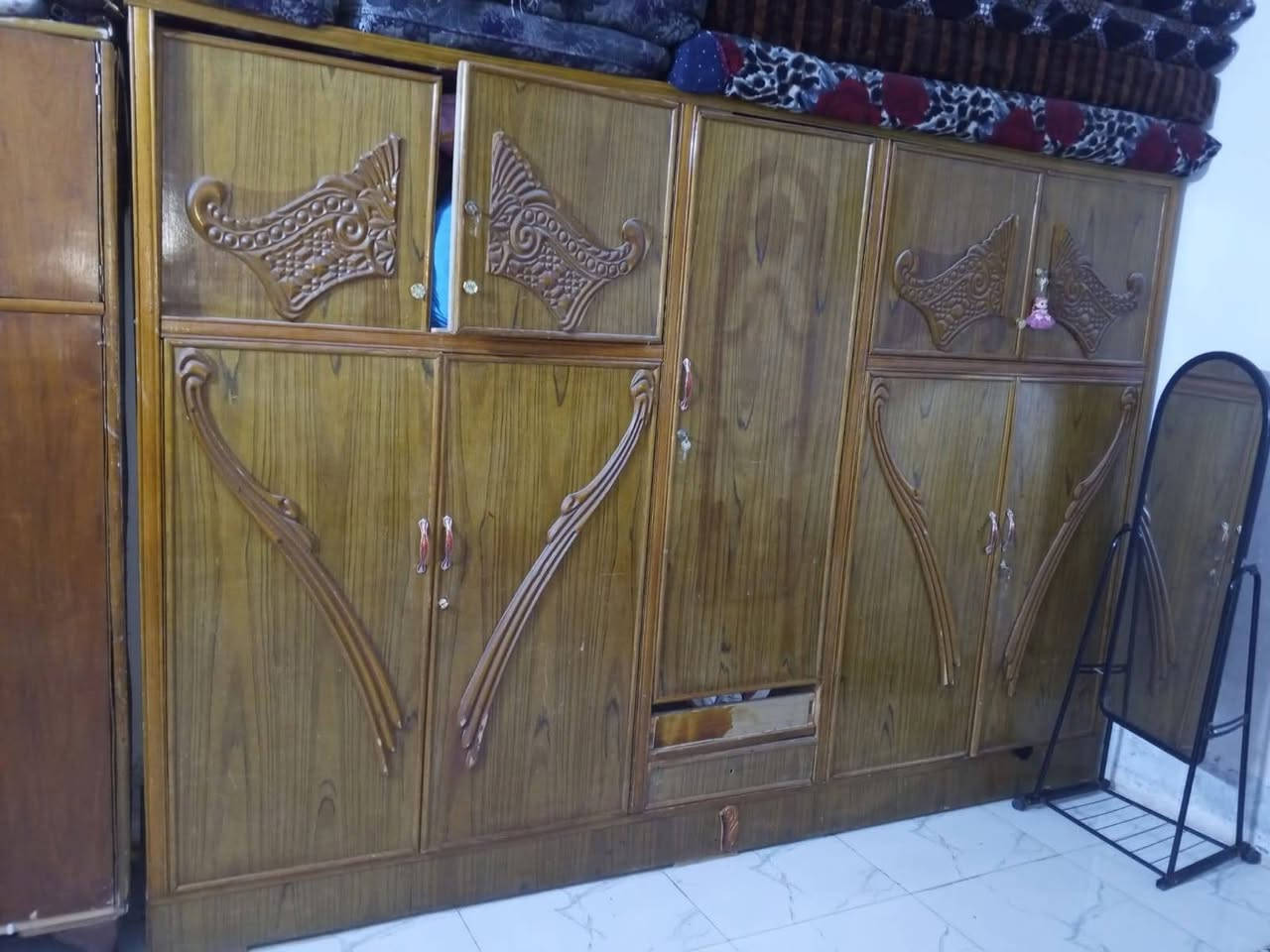 غراض للبيع مكان دوره ابو دشير اكو توصيل بكروه شراي وتساب ***********
