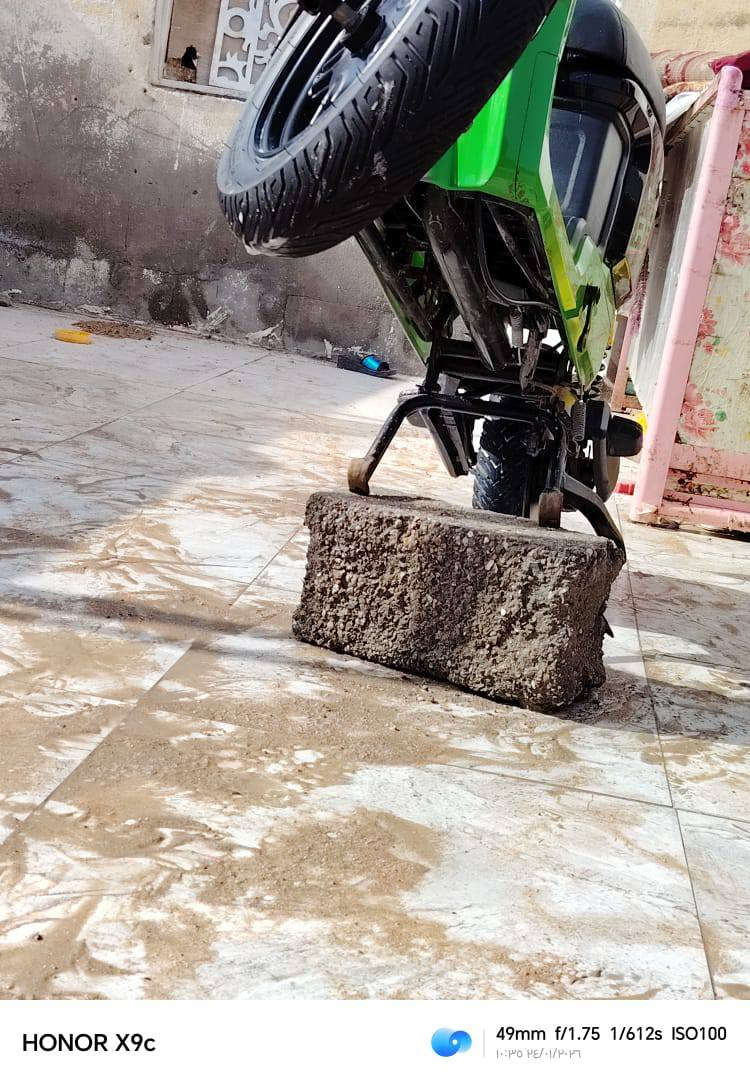 سلام عليكم دراجه للبيع السعر 350 وبيه مجال قليل المكان الهارثه ***********
