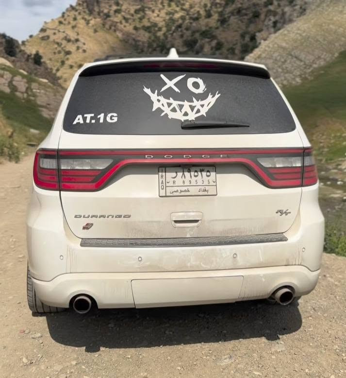 سيارة للبيع نوعها دودج دورانجو (Dodge Durango)، فئة R/T الرياضية
المحرك: هيمي HEMI V8 بسعة 5.7 لتر (قوة 360 حصان) 
الكَير والنظام:أوتوماتيك 8 سرعات، دفع رباعي مستمر AWD.

السعر ١٥٠ ورقه مستعجل على بيعها تجي وتفحصها يمك 

التواصل خابر على هذا الرقم      ***********
