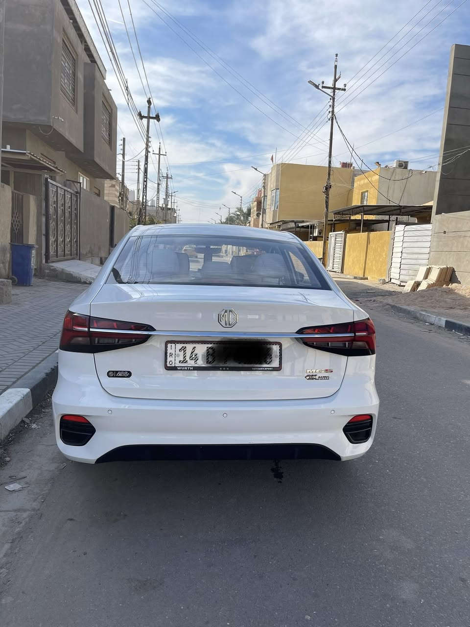 السلام عليكم 
ام جي فايف 2025 بلص رقم بصرة حره داخل الضمان كفاله بيها فقط بارد بجاملغ الأمامي وطخه بسيطه بلباب 4 أصابع ماشيه 18 آلاف  مكاني البصرة
السعر 118$
للاستفسار
***********
