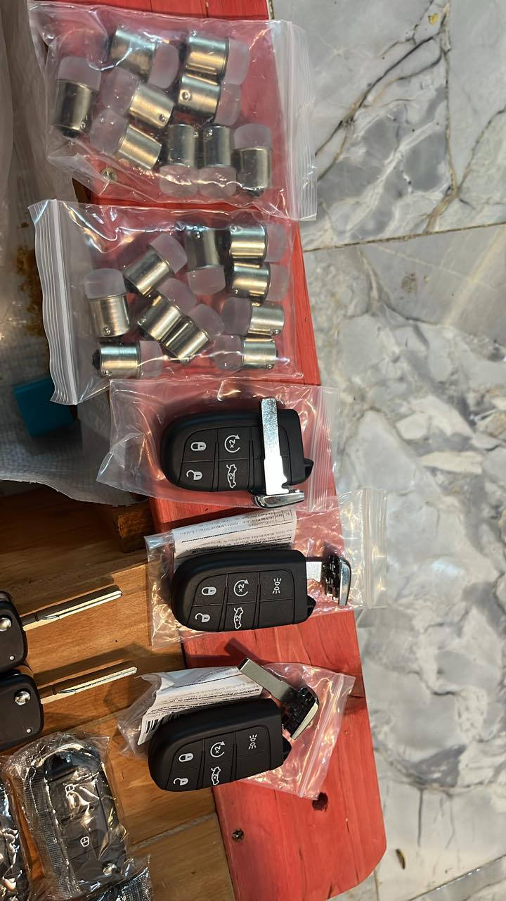 ‏هاي الشلحة مال بصمات يعطيني سعر بالعافية***********
9 يوجد توصيل جميع المحافظات
