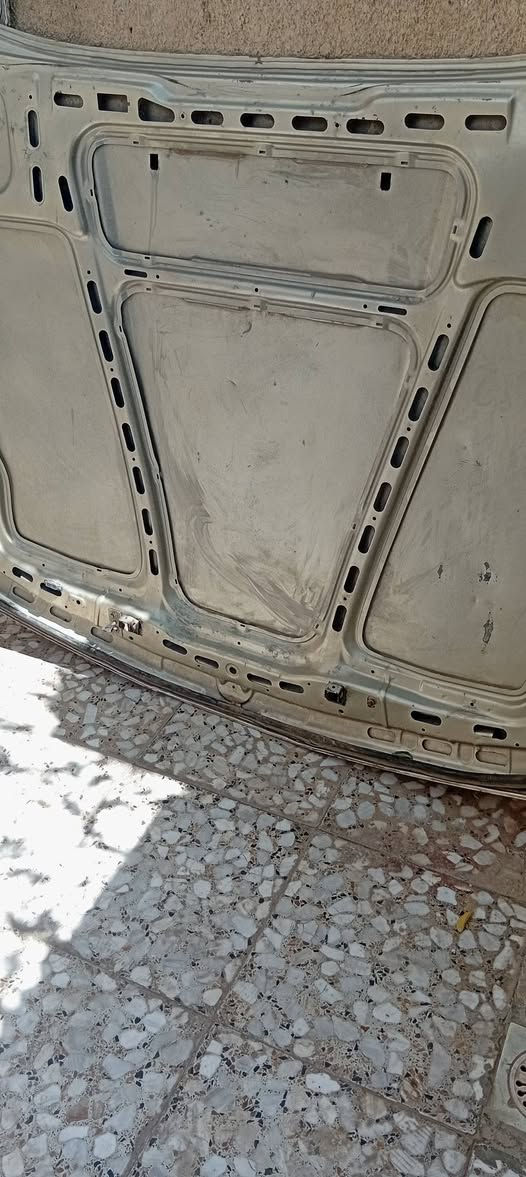 السلام عليكم ورحمة الله وبركاته عندي بنيد مال ٥٢٥ ومروحه مارسدس وكيجات للبيع قيم واخذ رقمي *********** مكاني بغداد الحسينية ابيعهم كلهم شلع شغالات على الفحص اكو واتساب وماسنجر للتواصل
