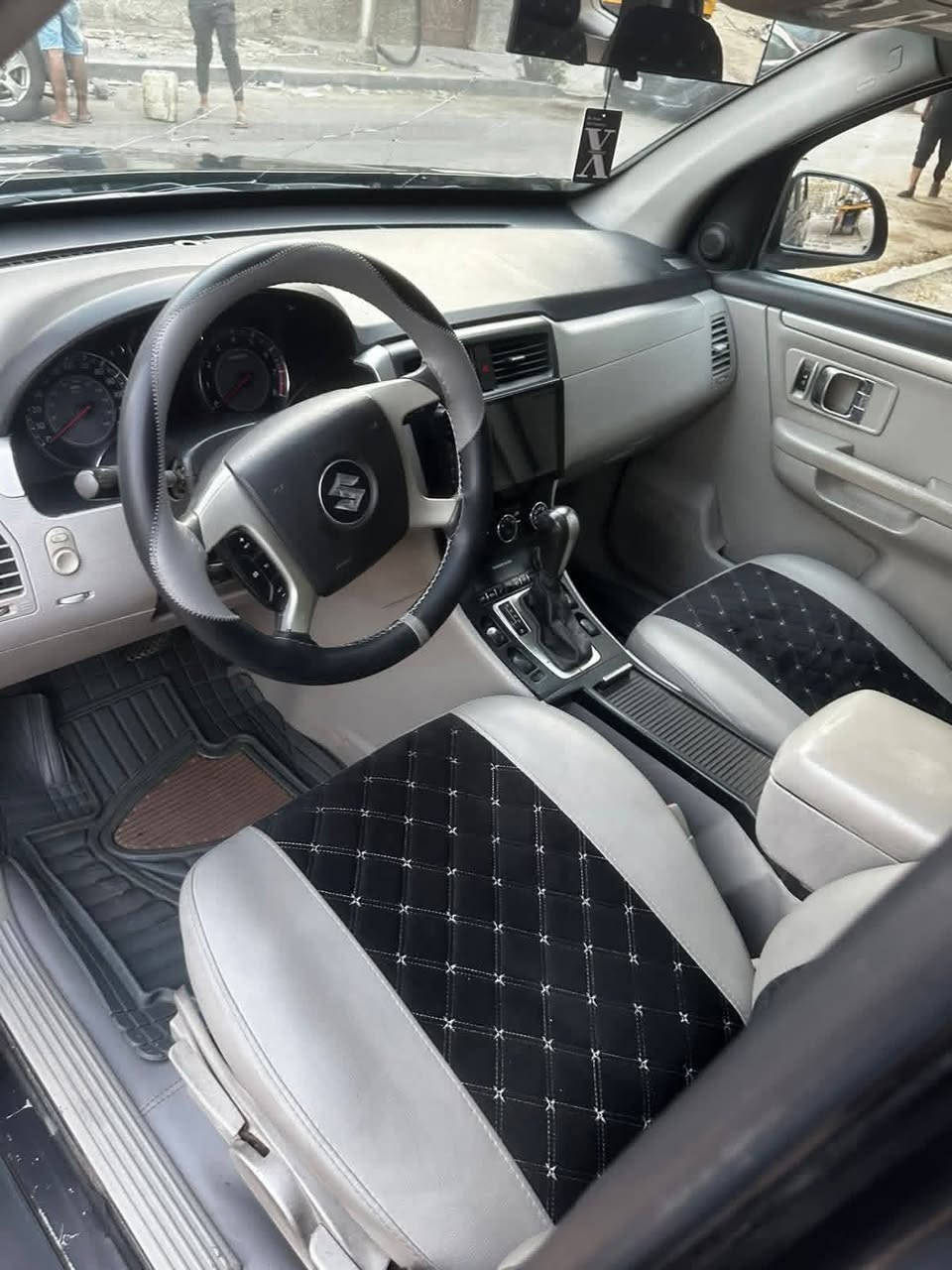 مستعجل جدا للبيع سازوكي وارد امريكي حادث جاملغ خلف سائق 7راكب 3قطع تبريد مانع انزلاق نظام ايكو محرك 3.6 رقم بغداد الجديد  مكاني بغداد باسمي ***********
