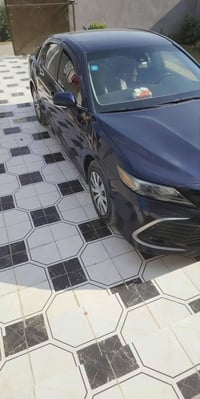 كامري موديل 22 هايبرد السعر ١٧٠ورقه وبيه مجال هاتف 07805723810 بيه قطع...