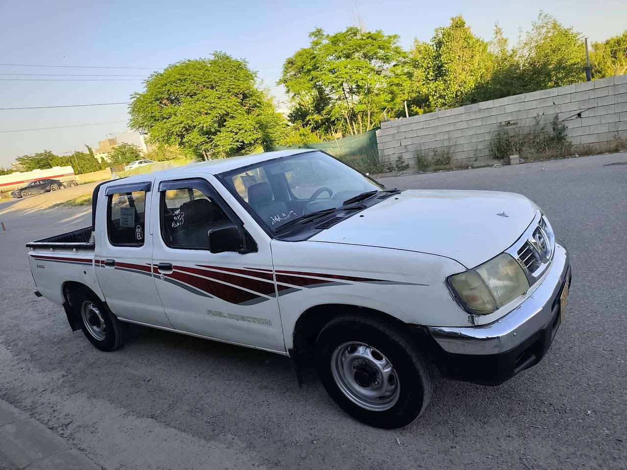 پیکاب نیسان مۆدێل 2002 تەبریدوپاوەر گێڕومەکینەوئەکسلی بەشەرت بێ دەعم و بێ لێدراو مزایدەی ئەسڵی چوارتایەی لۆک  بێ تەقەوڕەقە سعری 50گڵاویەک تۆزێک مەجا ***********ژ.م***********ناونیشان چەمچەماڵ
