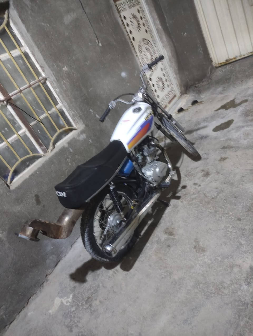 السلام عليكم دراجه للبيع دراجه اصولي اوراق اصليات موديل 20 تعمير 25 وكيلها وكيلها سمر بغداد 750 وبيها مجال شيء قليل مكان نجف هاي المهندسين نستعجل على بيعتها


**إذا كنت صاحب هذا الإعلان وتريد حذفه لأي سبب، رجاءا أرسل رسالة إلى الدعم الفني**