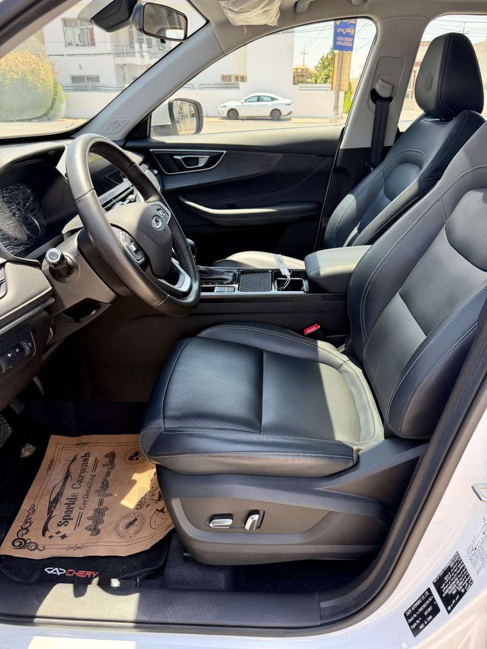 chery tiggo4 pro 2024 شیری تیگۆ4 پرۆ  
 مواسەفات  فولە  سلاید 
 بەسمە تشغیل بسمەی دەرگا شەغال تبرید مرکزی برێک بەسمە ئۆتۆهۆلد گێچ الکترونی دوو مۆدی لێخورین تحکم ستیرن جام کارەباکوشین جلد و کارە بای 
گێر و مەكینە و تەبرید هەموو شتێكی بەشەرت 
بێ بۆیاغ بێ ساردی دەعامی بۆ دەعامی بە شەرت 
تەنیا 10هەزار کیلومتر رۆشتوە 
رەقەم هەولیر 
نرخ : 125 وەرەقە
ژمارە مۆبایل 

واتساب ***********٢ أربيل, العراق
