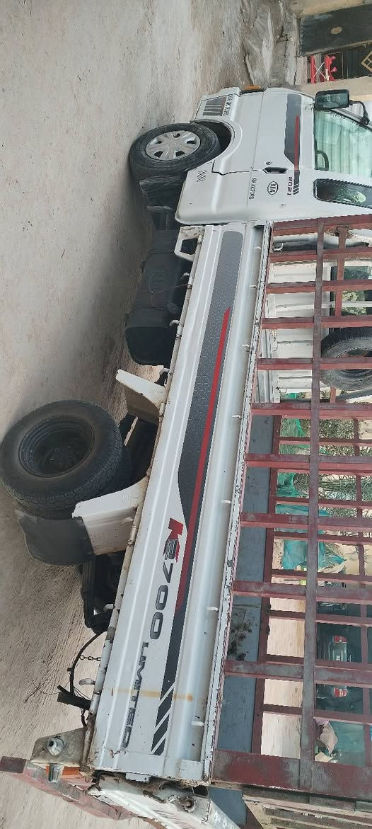 سلام عليكم كية موديل 1995رقم جديد تحويل ثاني يوم بسم اخوي مكفولة كفالة عماة سعر 55وبيهة مجال بسيط رقم مكان سيارة كربلا قرب صيطرت لبراهيمية ***********
