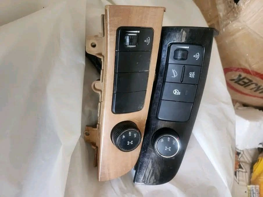 السلام عليكم من رخصة الادمن تخفيظات
راديتر تفصيخ 45الف
Absخليجي تفصيخ 90الف
دسكات امامي 25الف
مرايات فول ترحيب شفط هيتر قلاب الزوج100الف الحجم الكبير
تحكم انارة وفورويل25الف
كتف حساس خلفي 25الف
ثلاجة 45الف
مجاول 30الف
قبق دهن 10 الاف
جويتر 40الف 
يوجد توصيل جميع المحافظات


**إذا كنت صاحب هذا الإعلان وتريد حذفه لأي سبب، رجاءا أرسل رسالة إلى الدعم الفني**