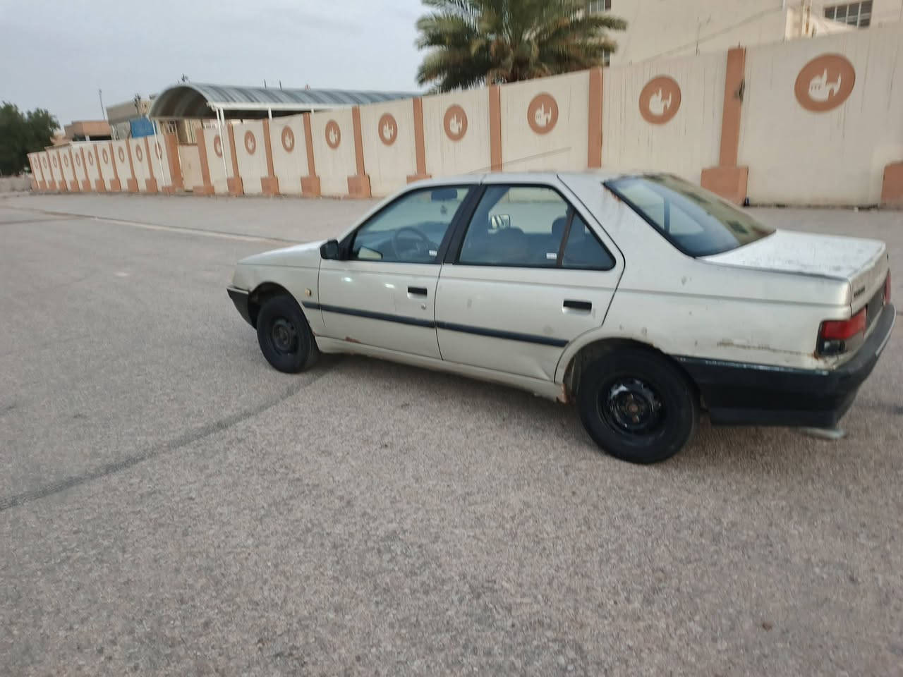 مديل 2009 رقم نجف شرط التحويل 

مكينه كير حداديه اكسن شواصيه

 بلاد قطره لحيم مابيه  كهربائيّات شغاله 

السعر 18 ورقه 

عليه غرامات 200 ينزلن من سعره

مكاني النجف الاشرف 

***********
