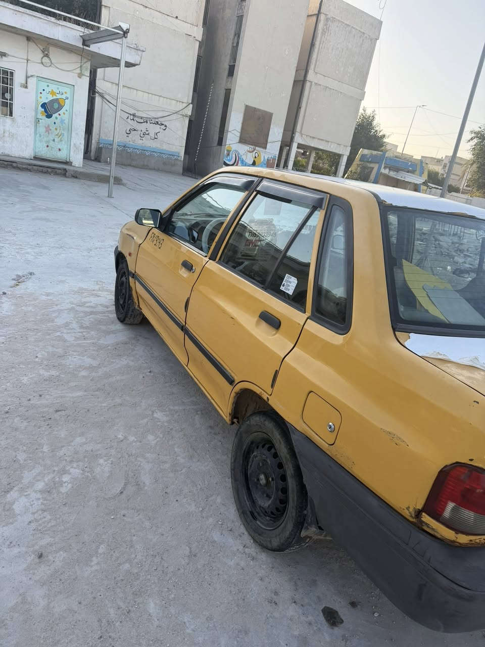 السلام عليكم سايبه موديل 12 كير مكينه وشواصي انضاف صدر امامي وخلفي جديد اليوم بدلته كهربائي من الطول الطول شغاله داخل نضيف مشط وبور انضاف السياره جاهزه وكشر كدام عينك مكاني اعضميه ***********السعر 22وبيه مجال
